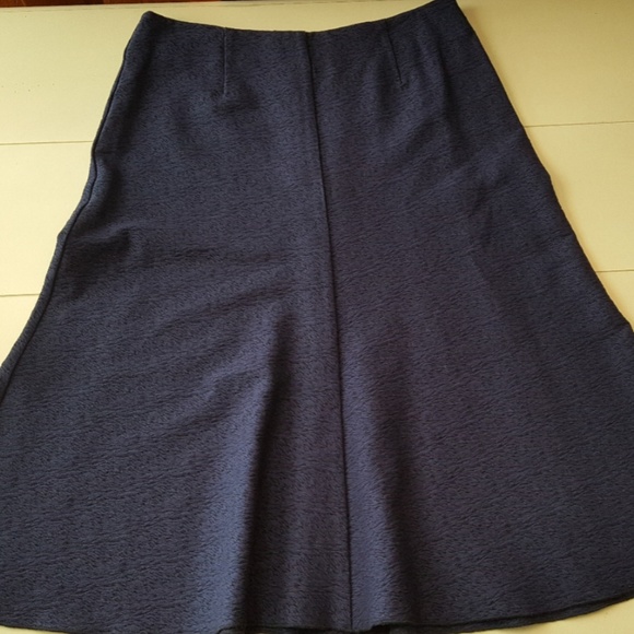 Cabi Tulip Skirt - Picture 2 of 7
